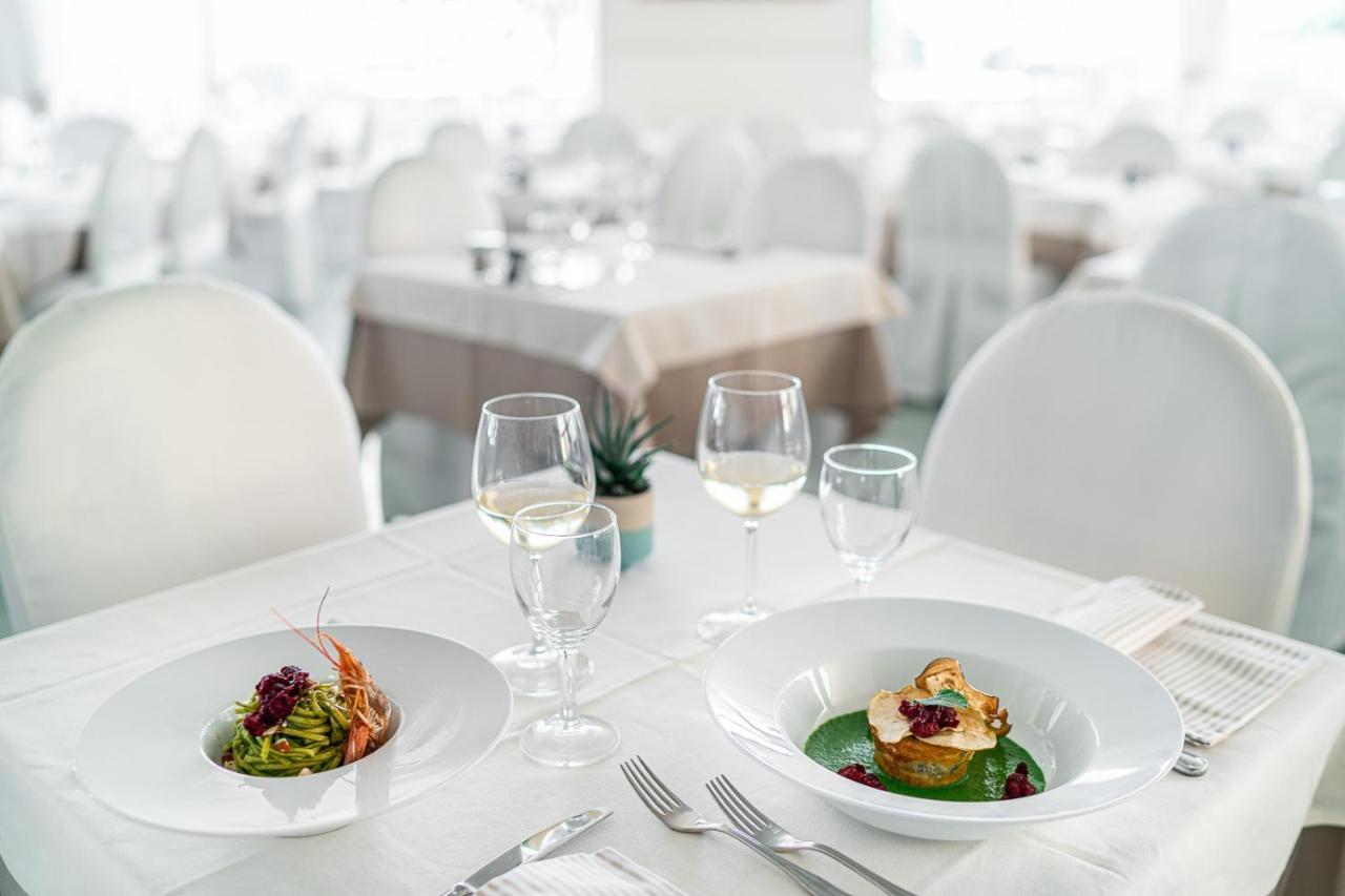 Hotel Bellevue Bibione Eksteriør billede