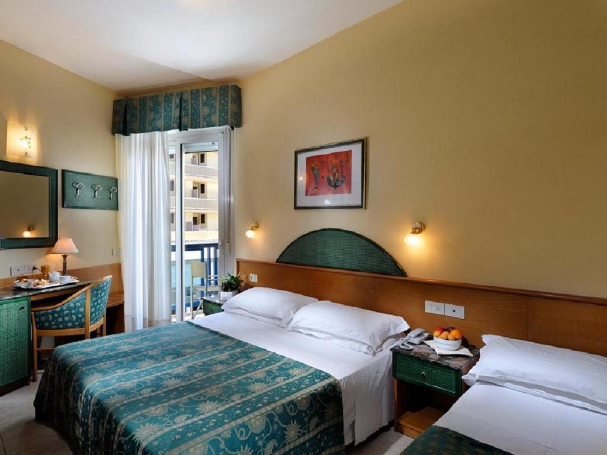 Hotel Bellevue Bibione Eksteriør billede